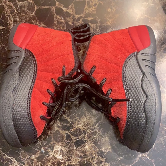 ❤️‍🔥 REVERSE FLU GAME JORDAN XII ❤️‍🔥 - Picture 3 of 5
